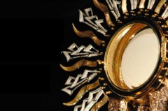 ADORAZIONE EUCARISTICA - GIOVEDI' SANTO